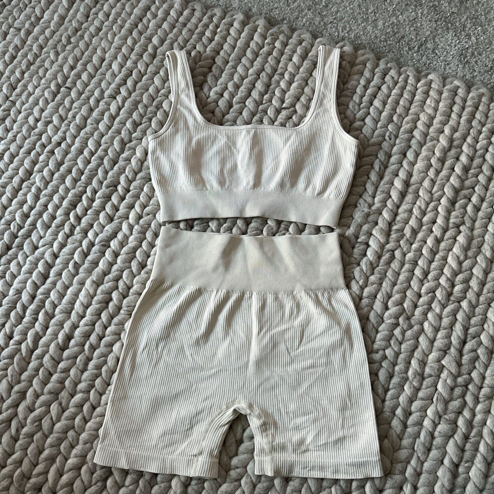 *SOLD* Cream Ribbed Active Set